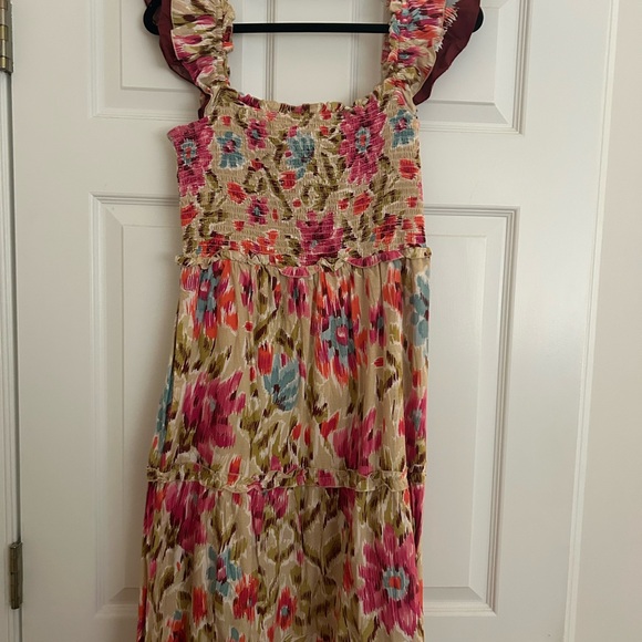 House of Harlow Smocked Floral Maxi Dress in Beige, Pink & Blue - Picture 3 of 4